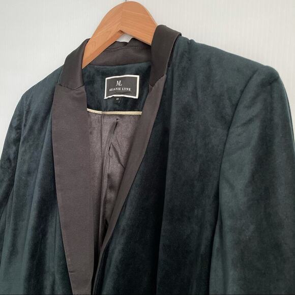 Melanie Lyne one button velvet collared blazer - Picture 4 of 10